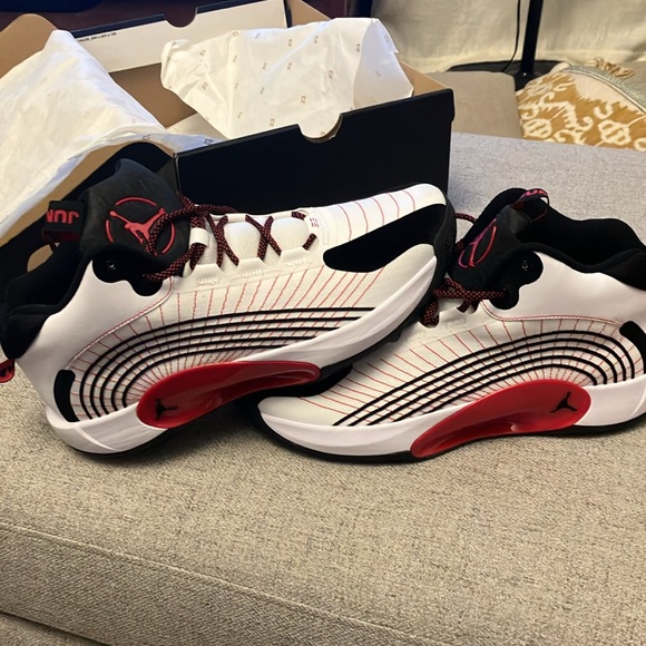 Jordan jumpman 2021 NWT - Picture 5 of 8
